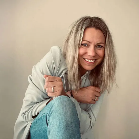 Inger-Lise Gårdsrud, gründer av inWaves og initiativtaker til Lederhavna, hjelper ledere med endringsledelse og organisasjonsutvikling.